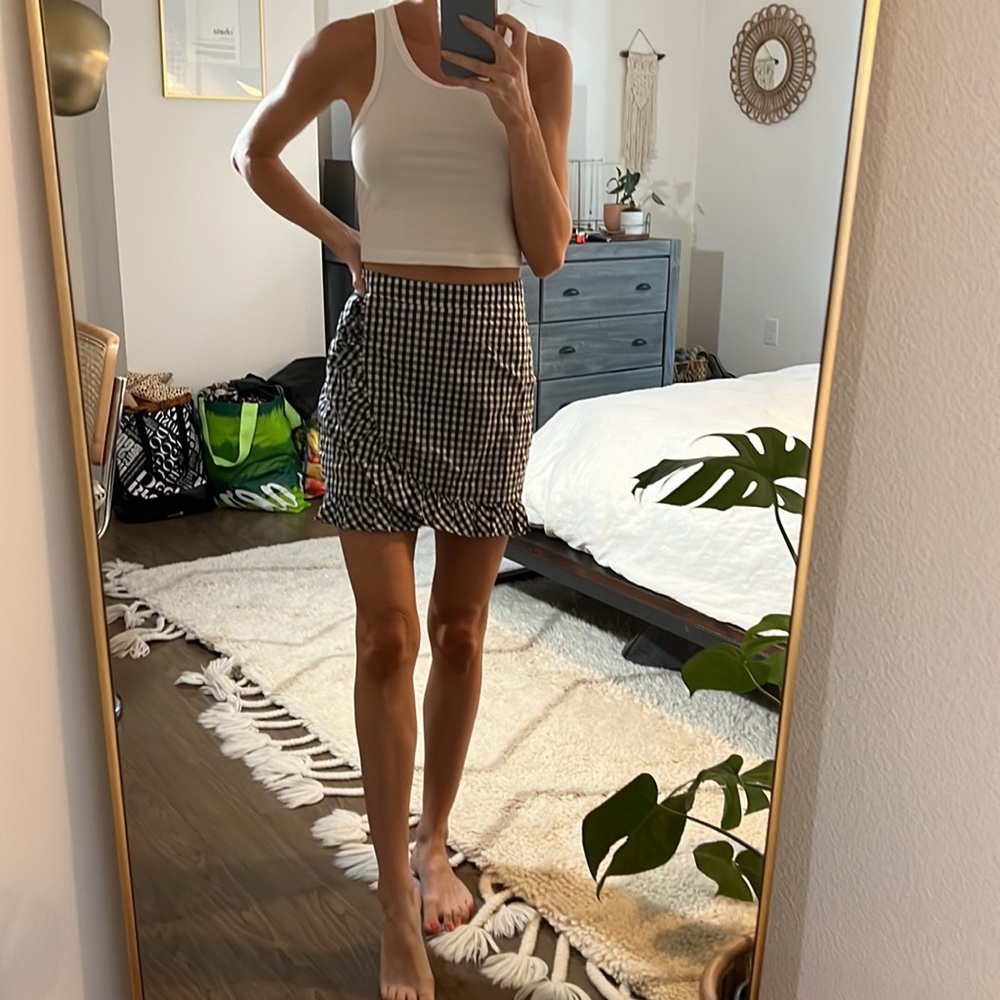 Ruffle gingham skirt